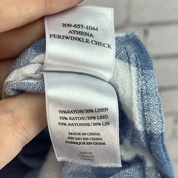 Rails Athena Periwinkle Check wrap blouse size large - Picture 8 of 8